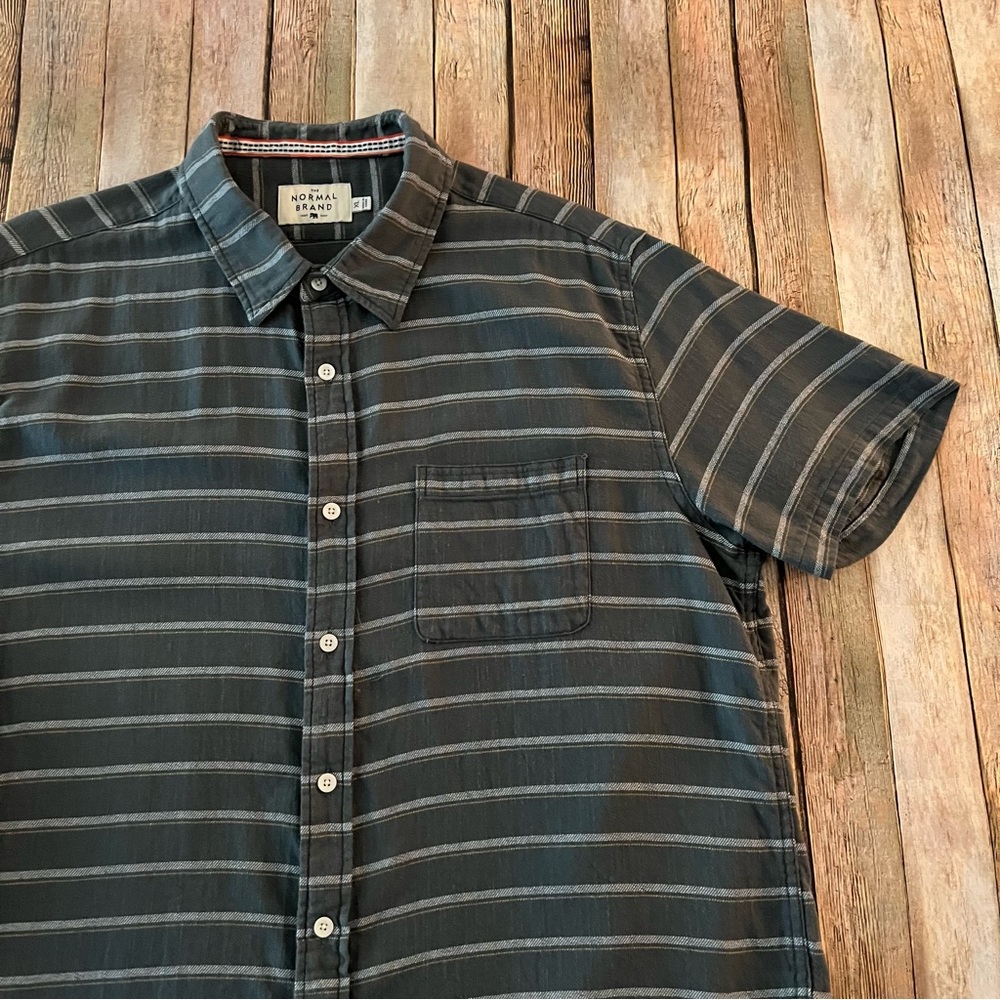 The Normal Brand mens short sleeve striped button down shirt | size Extra Large - Picture 2 of 11